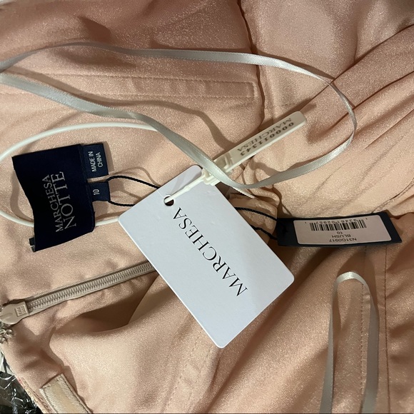 Marchesa Notte Inverness Gown Dress - Picture 2 of 7